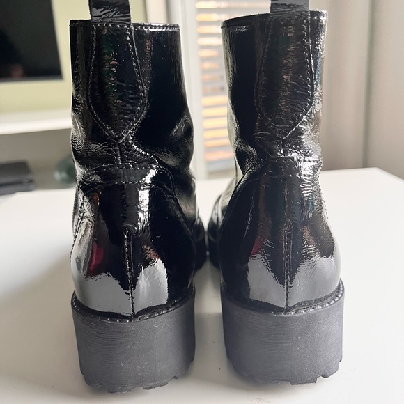 Great shoes but I don’t have anything to style them with! - Picture 3 of 4